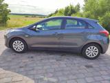 Hyundai i30 blue 1.6 GDI Style Style - Hyundai i30: Style