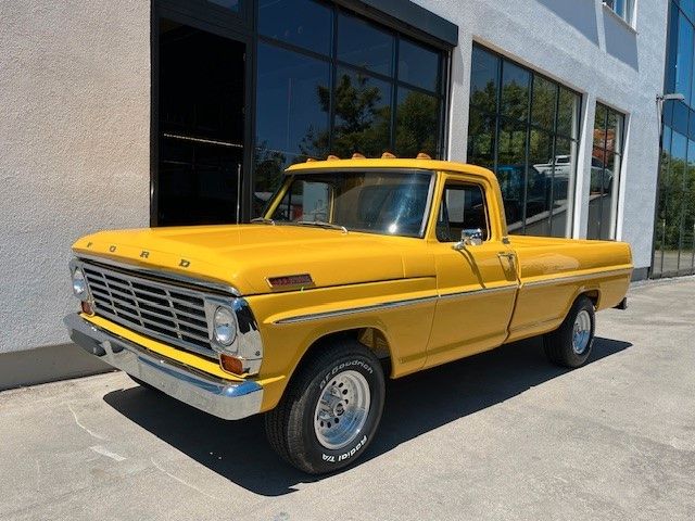 Ford F 100 SVT Lightning 5.4l V8 supercharger