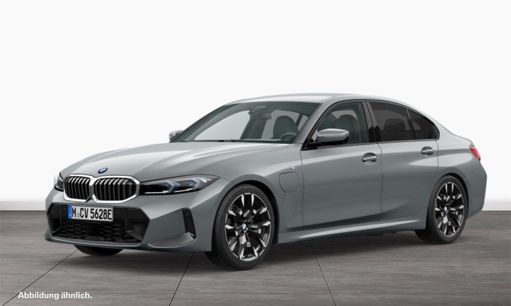 BMW 330 - Bild 1