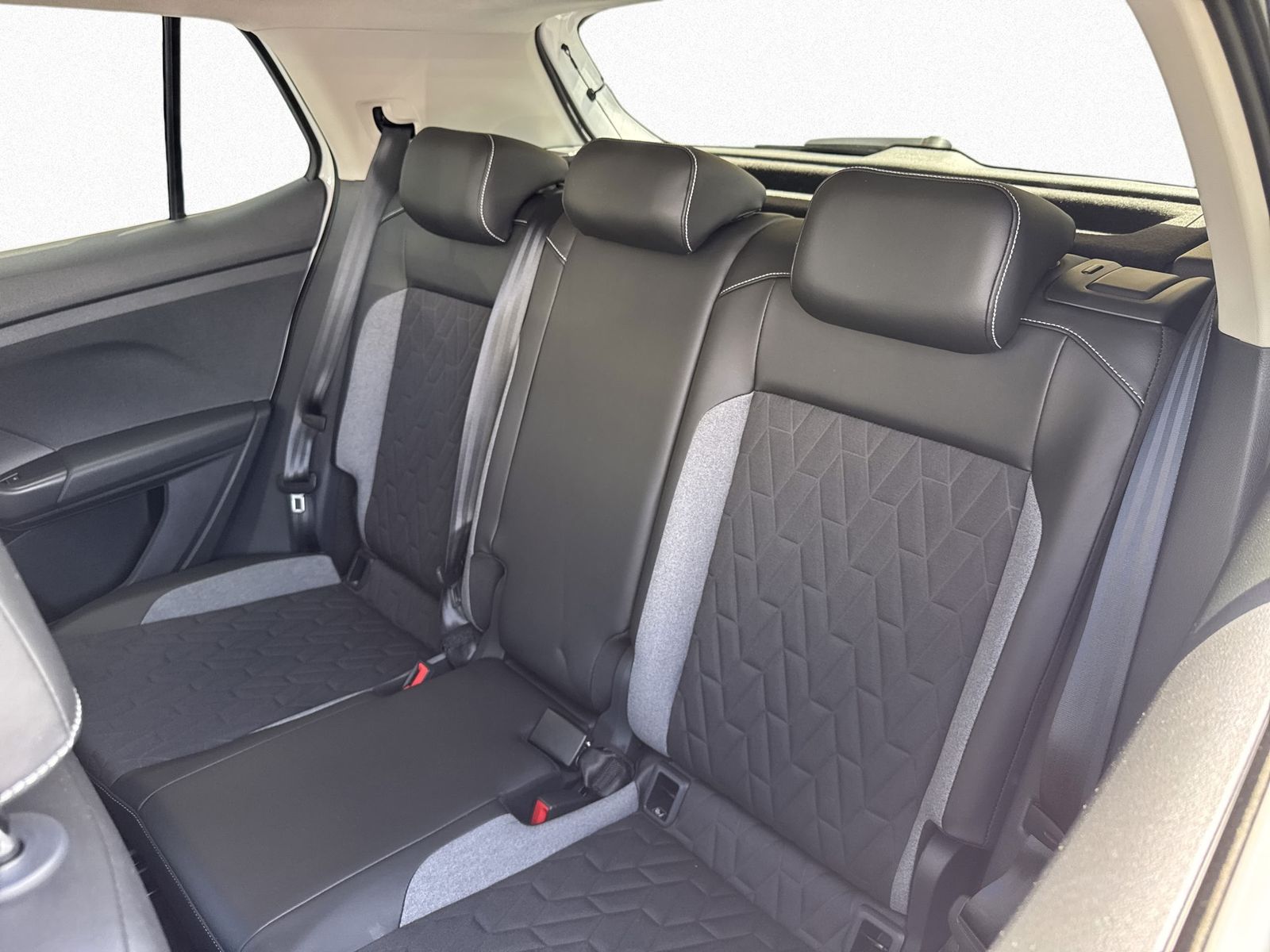 Volkswagen T-Cross - Bild 14