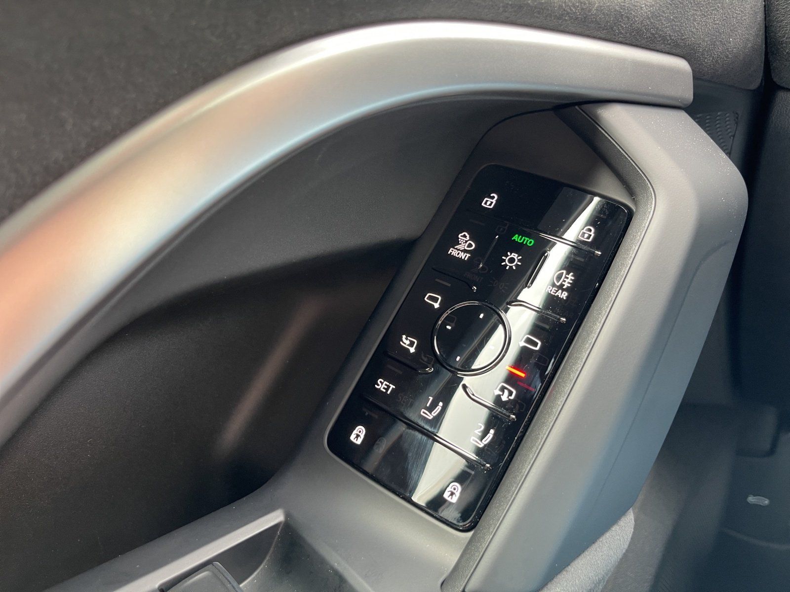 Fahrzeugabbildung Audi SQ5 3.0 TFSI quattro 360,AHK,HUD,Kamera,LED,Navi