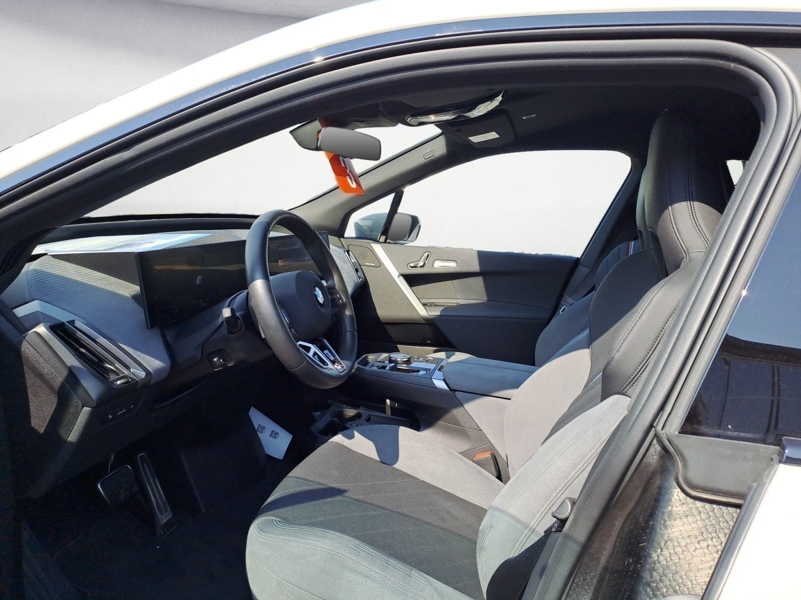BMW iX xDrive45 M Sportpaket AHK Innovation foto 10