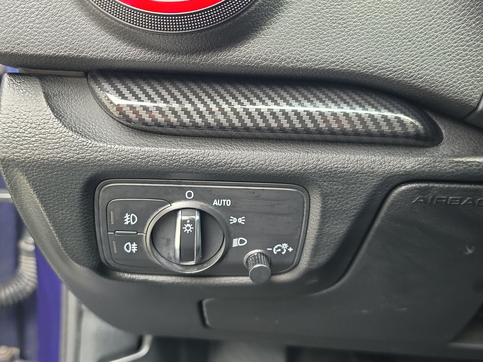 Fahrzeugabbildung Audi A3 Limousine ambition SERVICE TÜV NEU