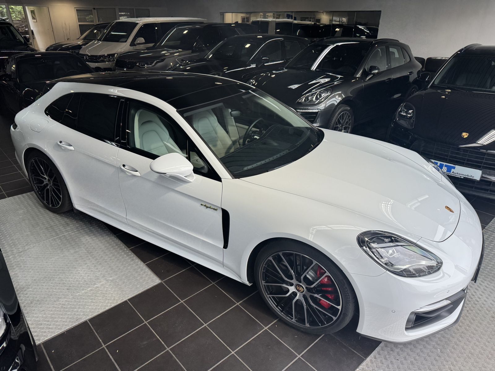 Porsche Panamera 4 S E-Hybrid Approved foto 1