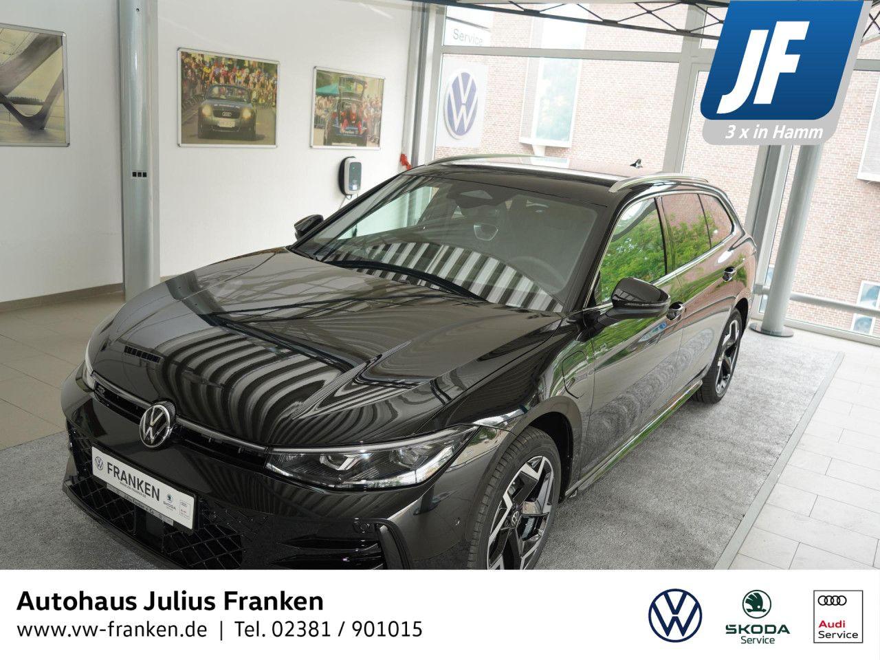 Volkswagen Passat R-Line 1.5 eHybrid DSG HUD AHK IQ.DRV
