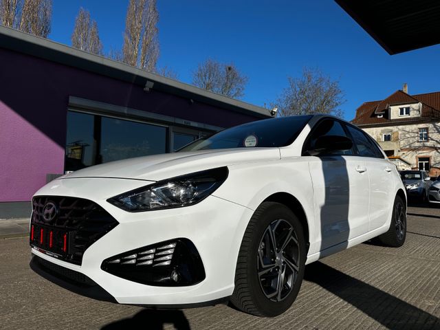 Hyundai i30 Edition 30 "HU/AU+Service+Garantie"