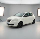Lancia Ypsilon 5 Porte Ypsilon 1.2 8v Silver s/c - Lancia Ypsilon aus 2013