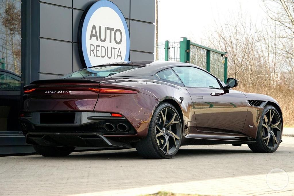 Aston Martin DBS