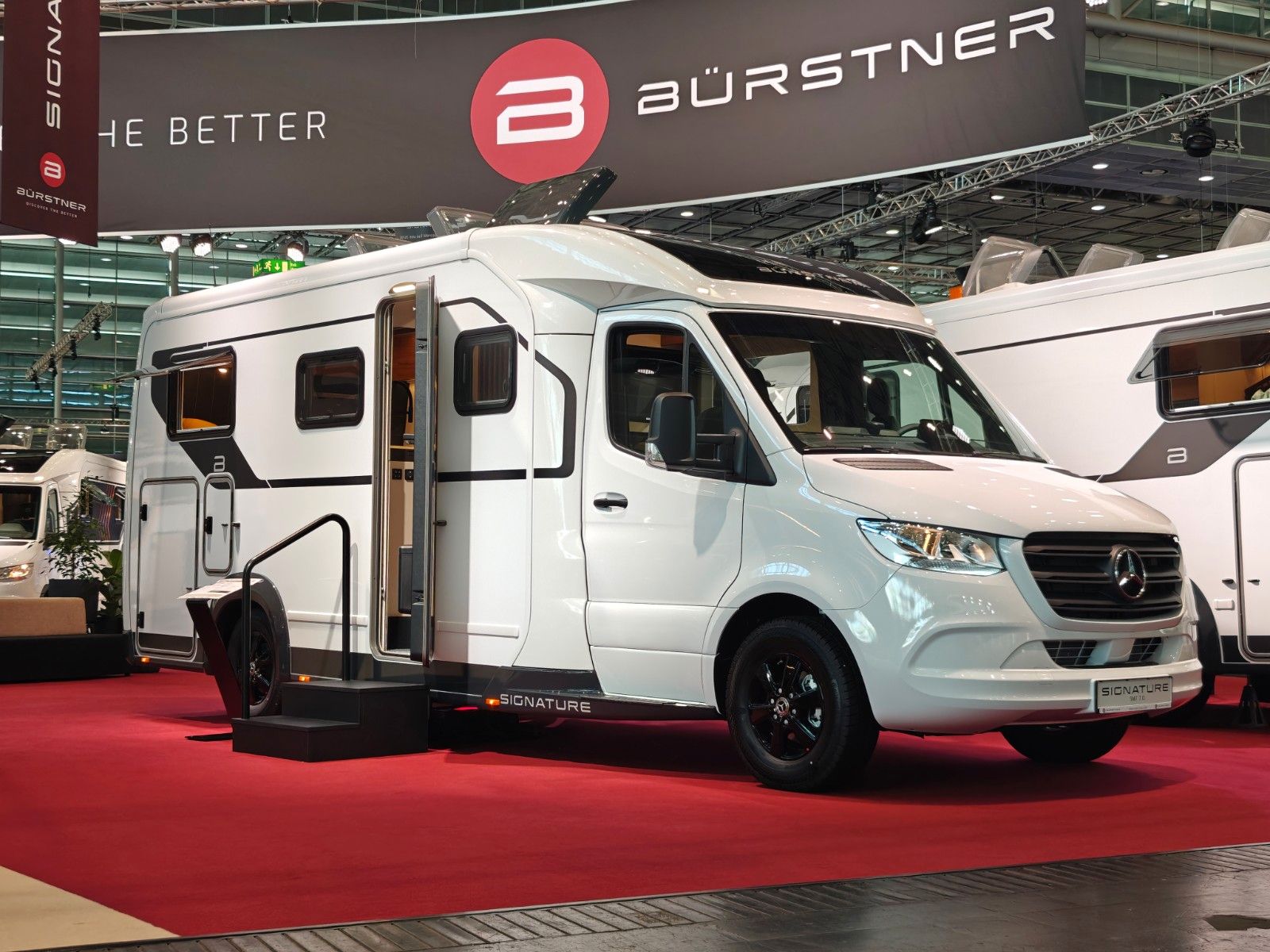 Fahrzeugabbildung Bürstner Signature SMT 7.0 >AUTOMATIK mit STERN !<