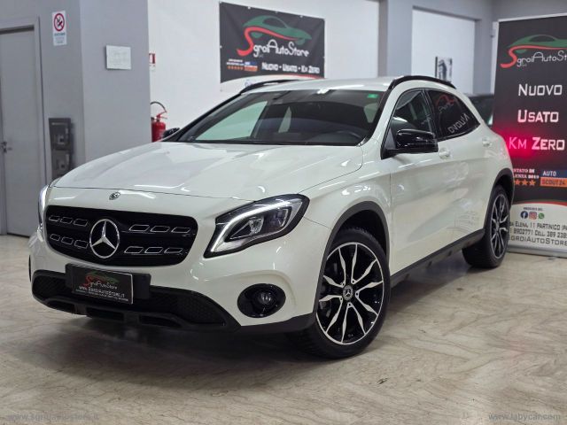 Mercedes-Benz MERCEDES-BENZ GLA 200 d Automatic 4Matic Sport