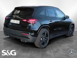 Mercedes-Benz GLA 200 AMG Night+MBUX+360°K+Pano+M-LED+Distroni - Mercedes-Benz GLA 200: Schwarz