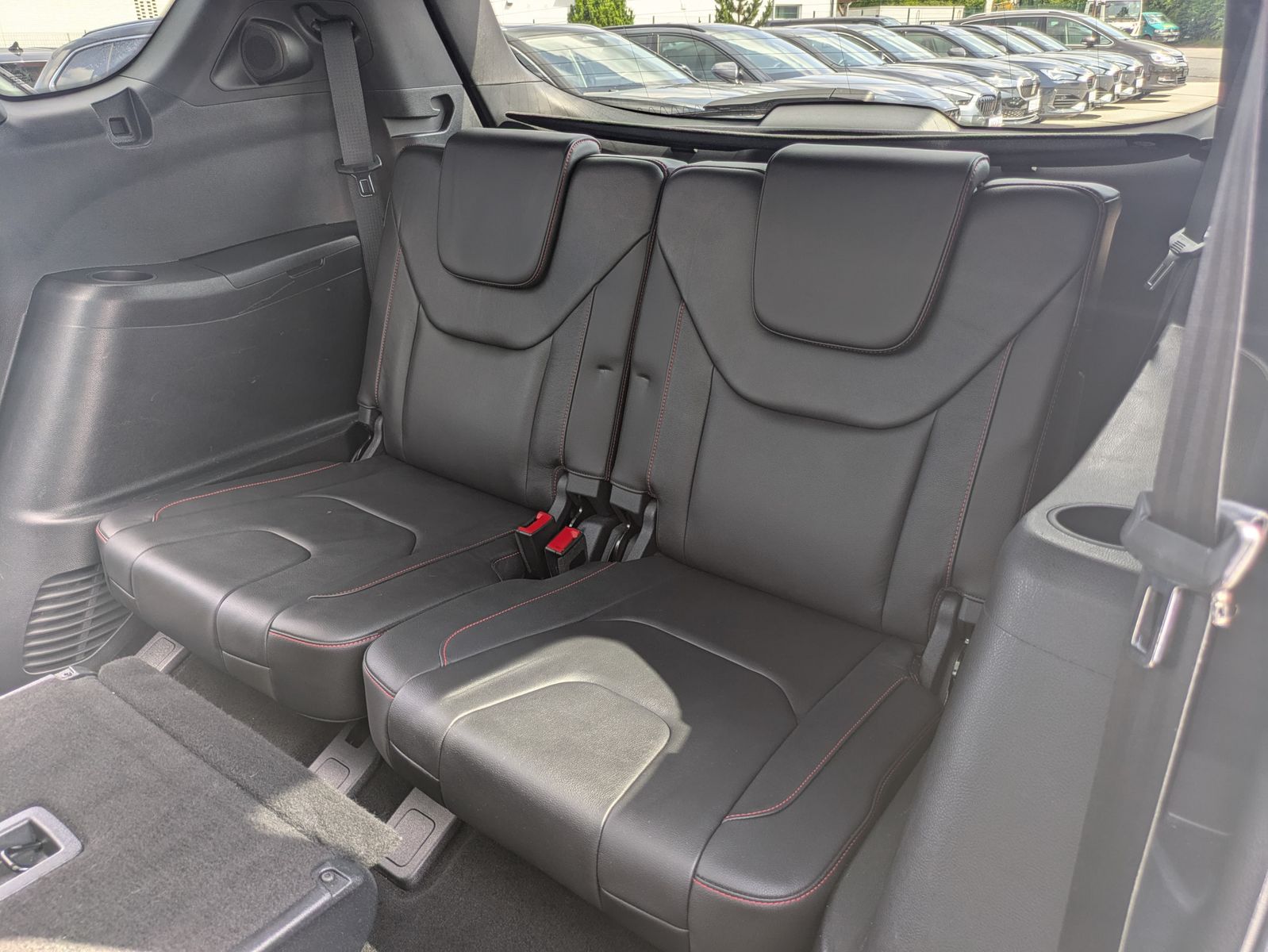Fahrzeugabbildung Ford S-MAX 2.0 EcoBlue ST-Line PANO/KAM/AHK/LED 7-Si