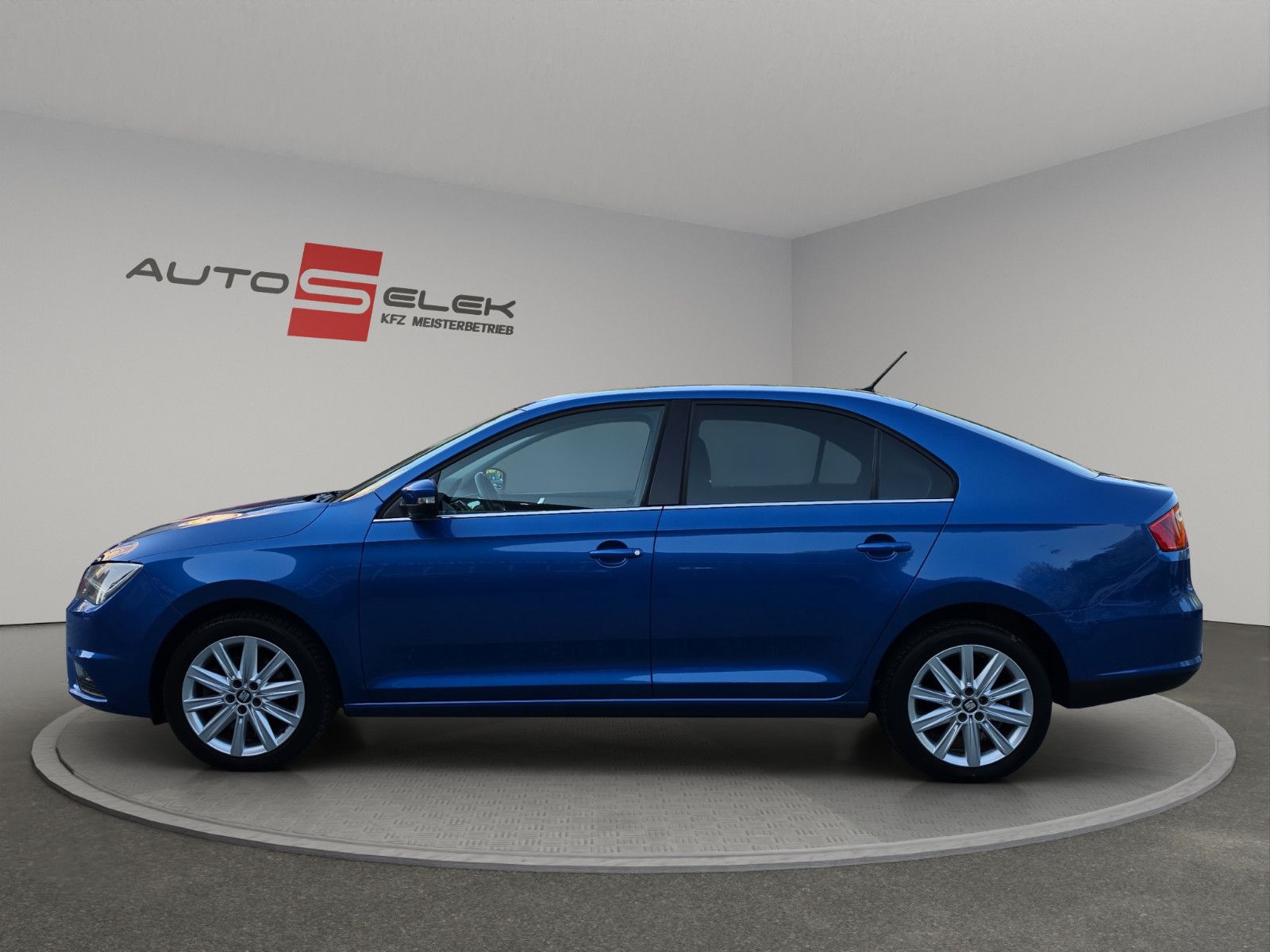 Fahrzeugabbildung SEAT Toledo Style TÜV SERVICE NEU