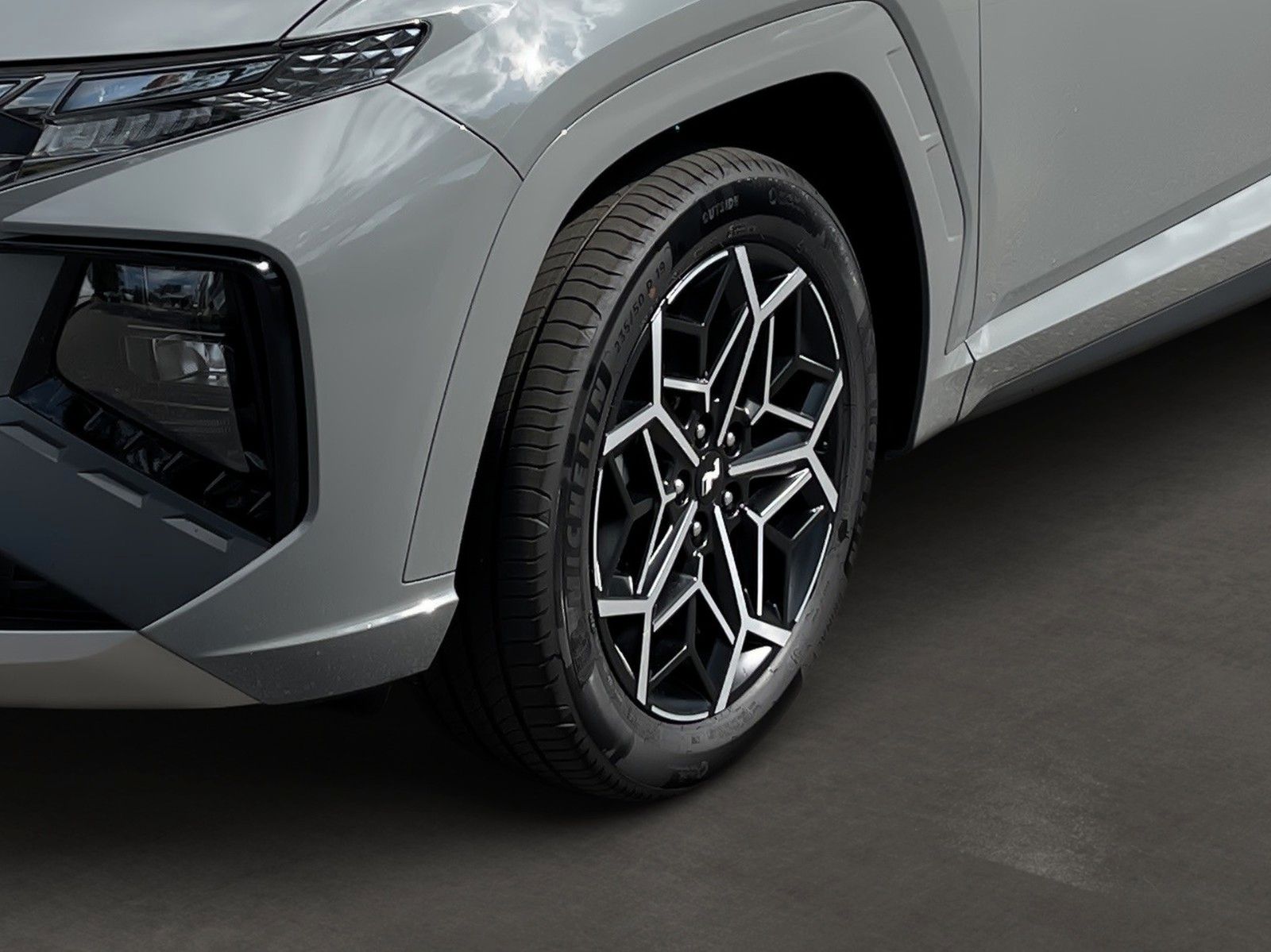 Fahrzeugabbildung Hyundai Tucson 1.6 T-GDI Plug-in Hybrid 4WD N Line