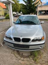 BMW 320i,6Zyl.Benziner Kombi - BMW 320 aus 2003: Kombi, 320i