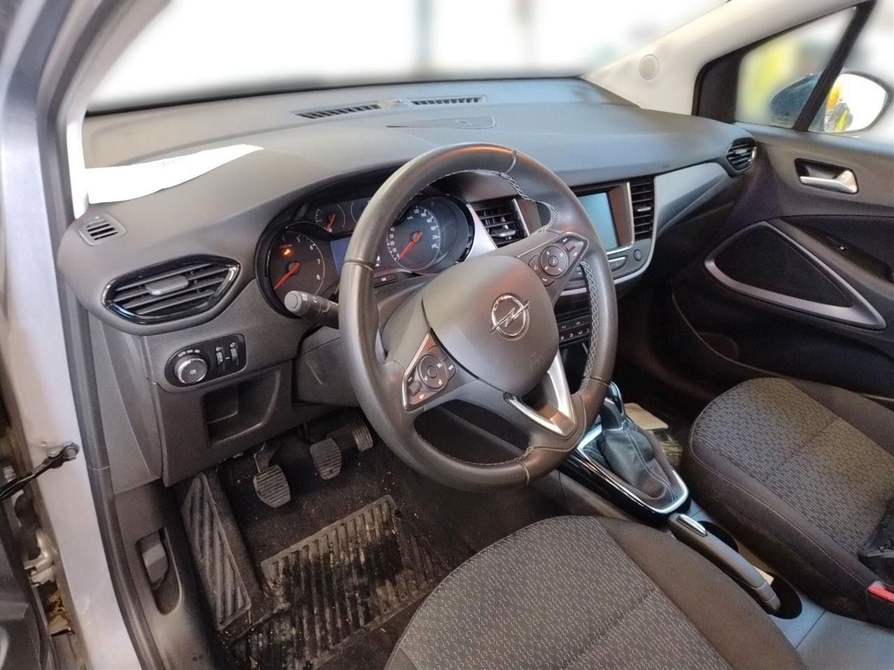 Fahrzeugabbildung Opel Crossland (X) 1.2 EDITION NAVI/LED/KAMERA/TEMP.
