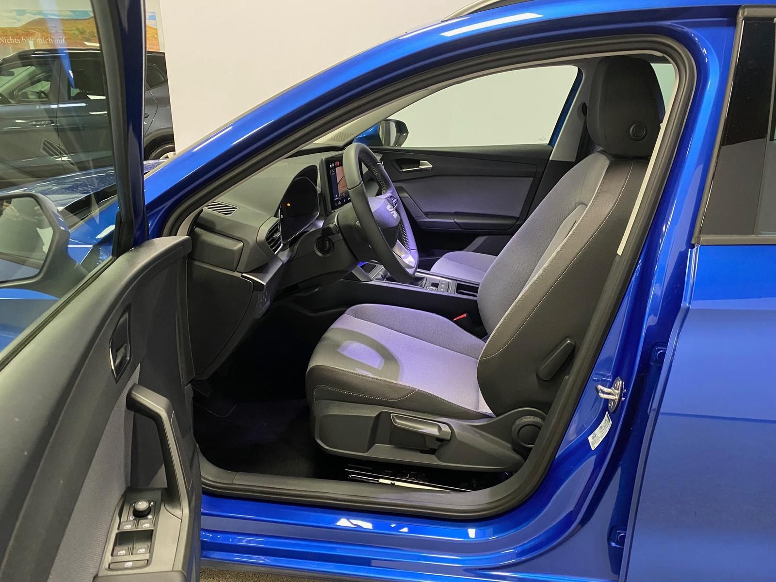 Fahrzeugabbildung SEAT Leon ST 1.5 TSI Style+5 Jahre GARANTIE++KAMERA++