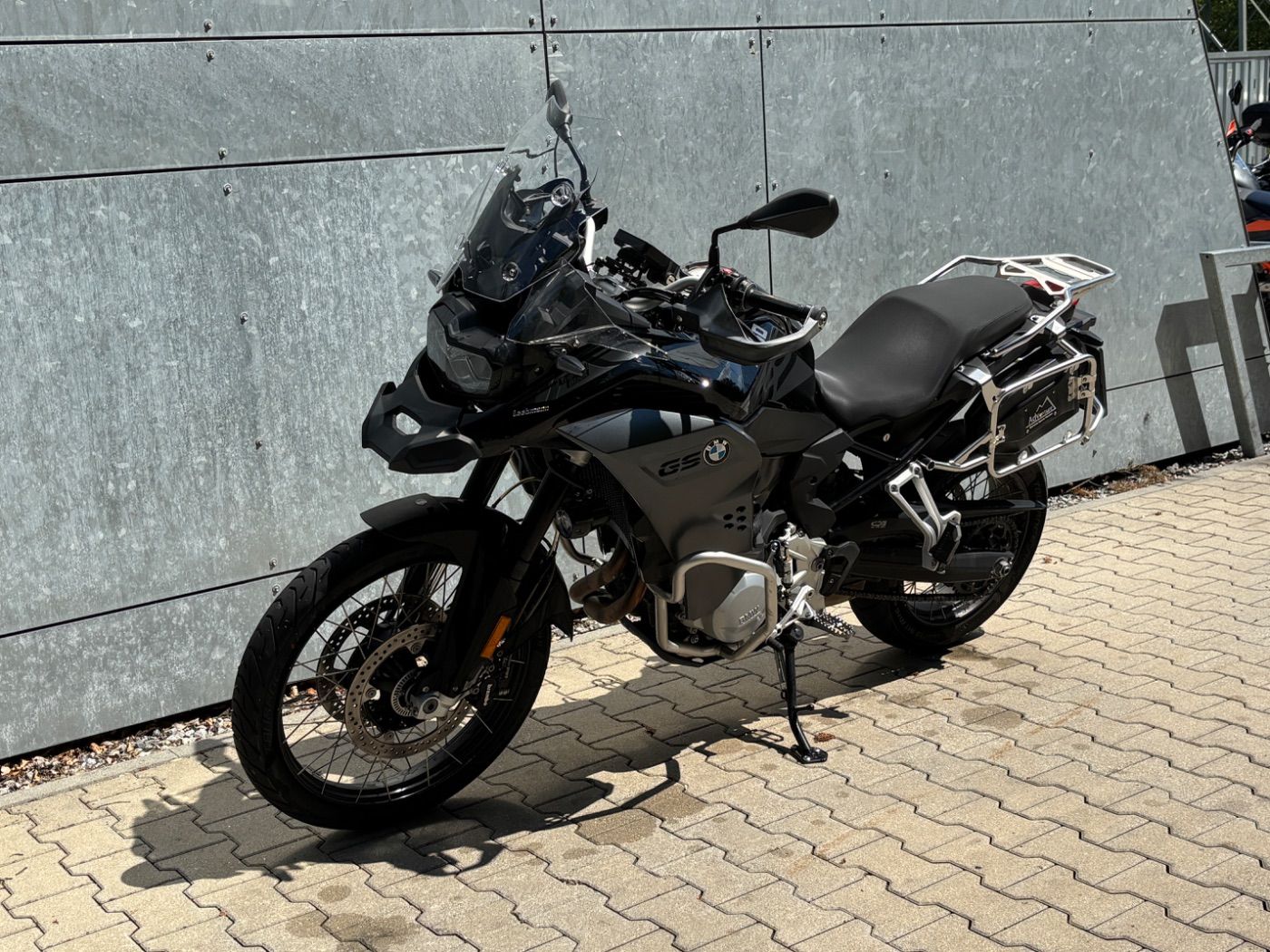 Fahrzeugabbildung BMW F 850 GS Adventure Triple Black Tieferlegung