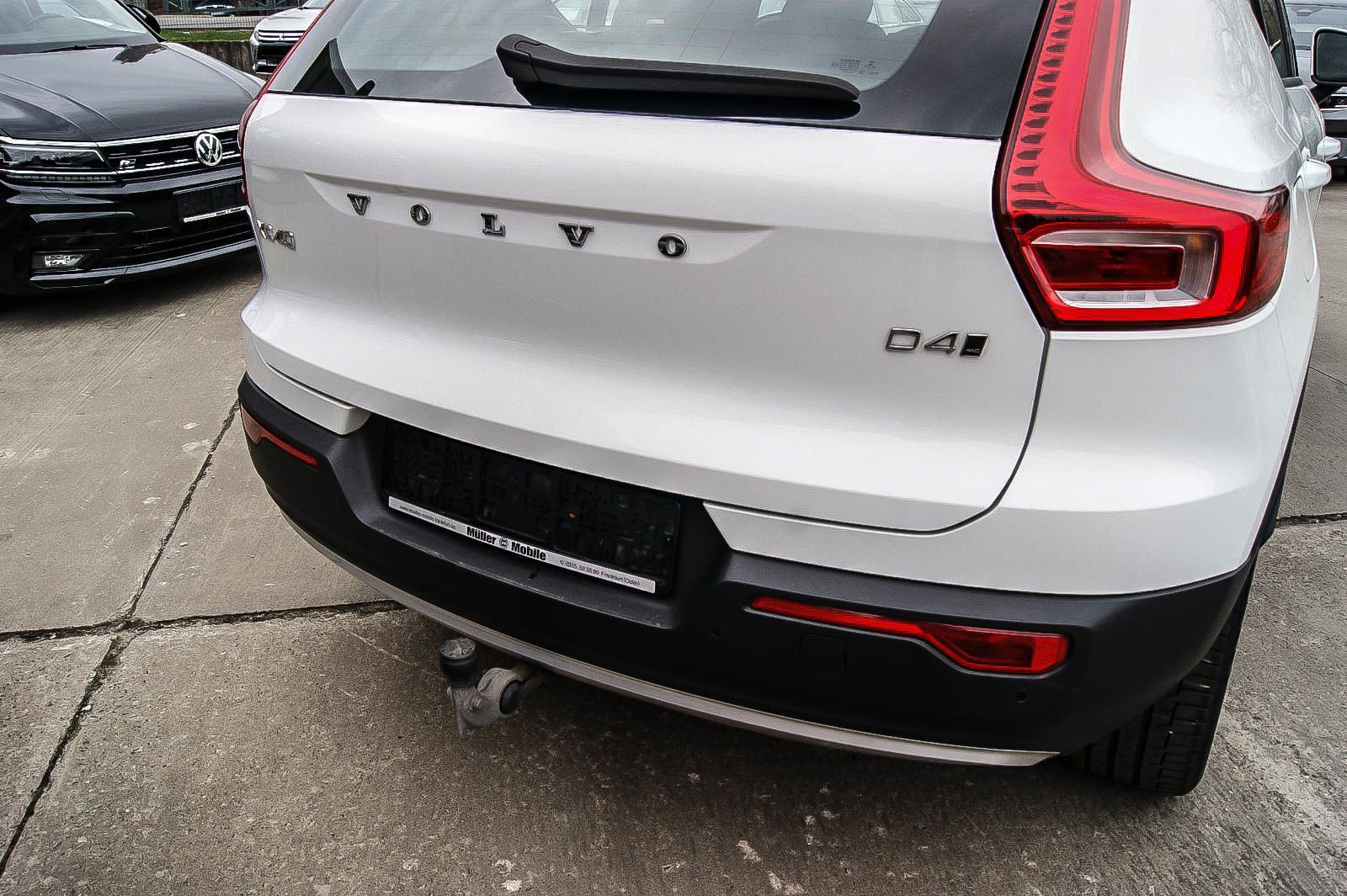 Volvo XC40 D4 Momentum Pro AWD 4x4 LEDER ANHZV PRO-PAK foto 20