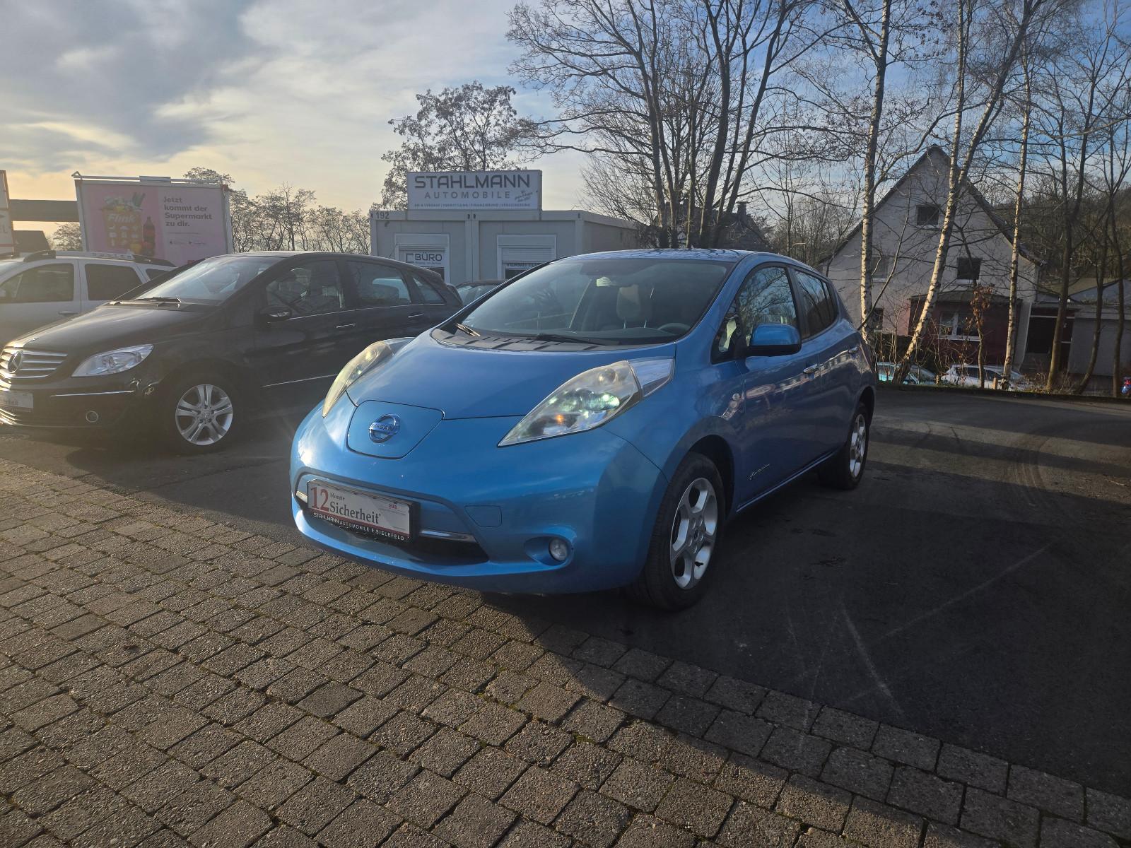 Nissan Leaf Elektro Tempomat LED NAVI SCHECKHEFT KAMERA