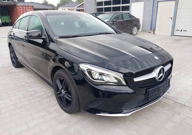 Mercedes-Benz CLA 200 Shooting Brake LED Navi