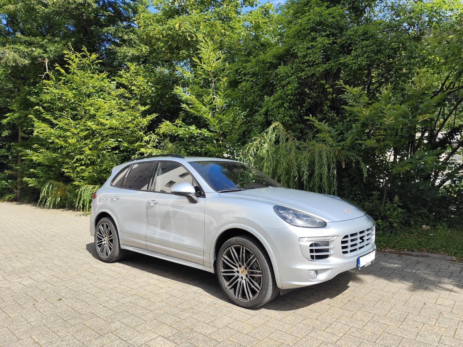 Porsche Cayenne S Diesel Pano AHK MWSt., 25.139 € netto