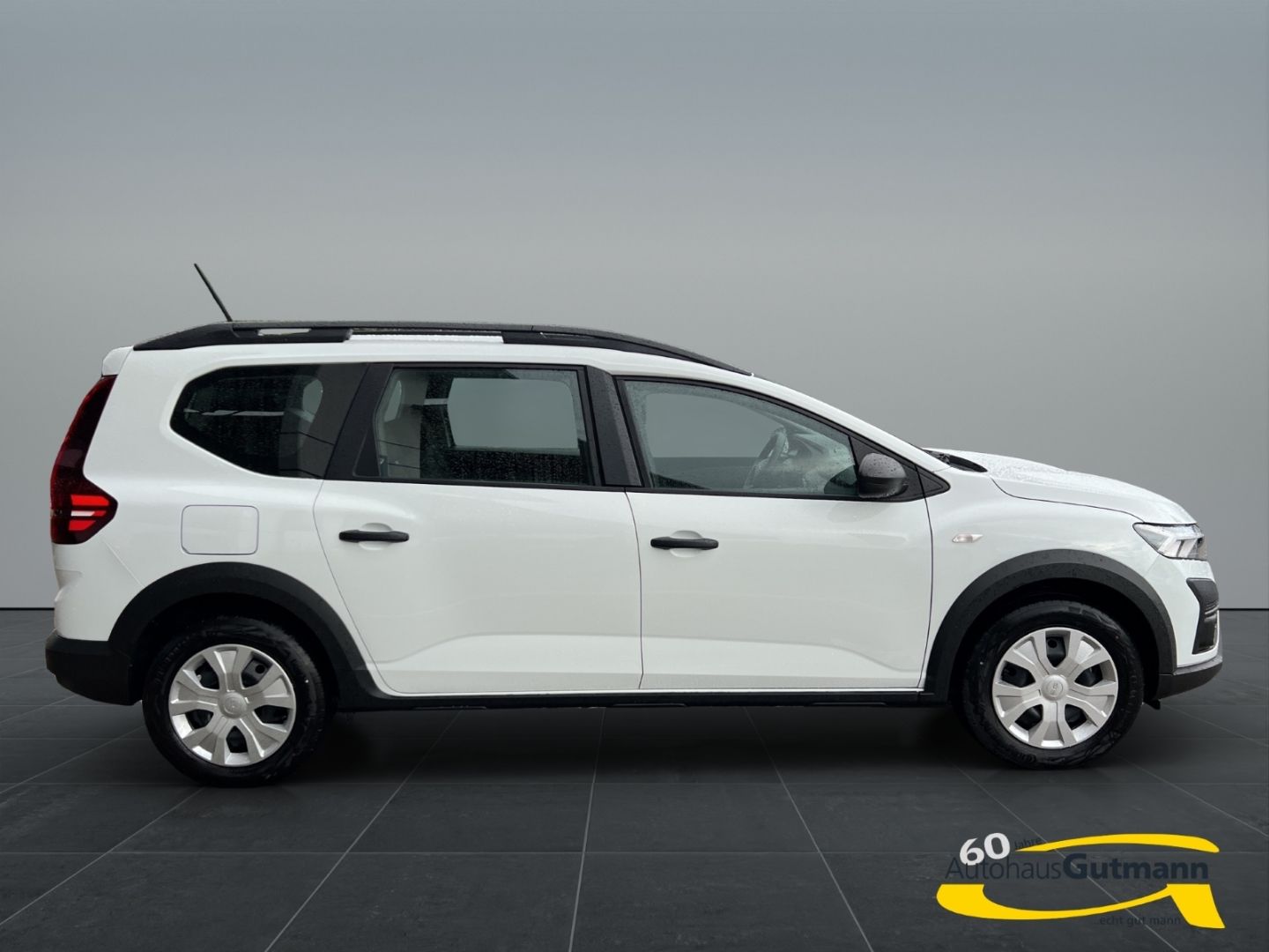 Fahrzeugabbildung Dacia Jogger Essential 1.0 TCe 100 ECO-G EU6e 7-Sitzer