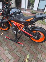 KTM 1290 Super Duke R EVO Tech pack - KTM Motorräder in Leipzig