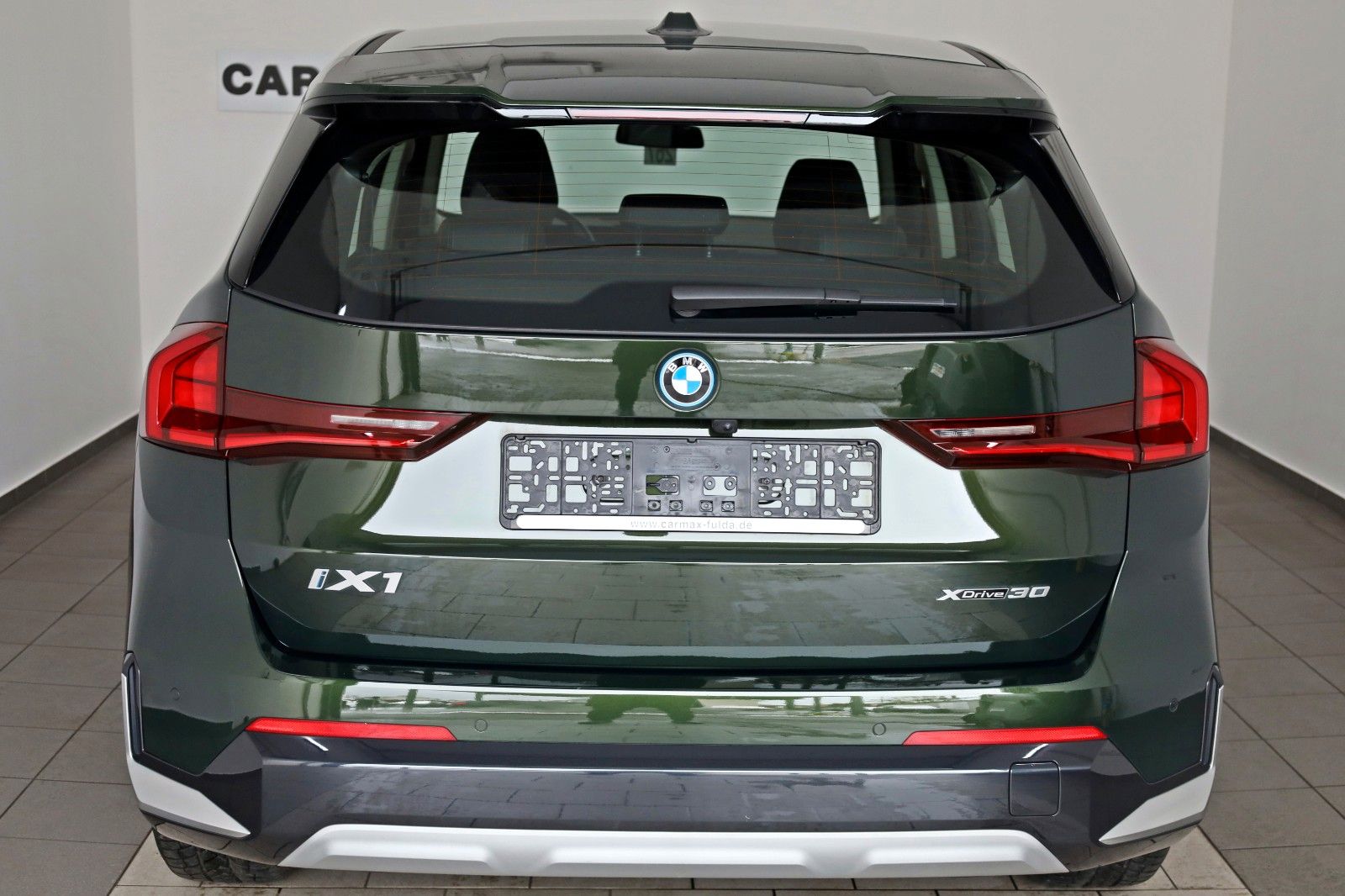 Fahrzeugabbildung BMW iX1 xDrive30 xLine,Leder,Navi,M Fahrwerk,Kamera