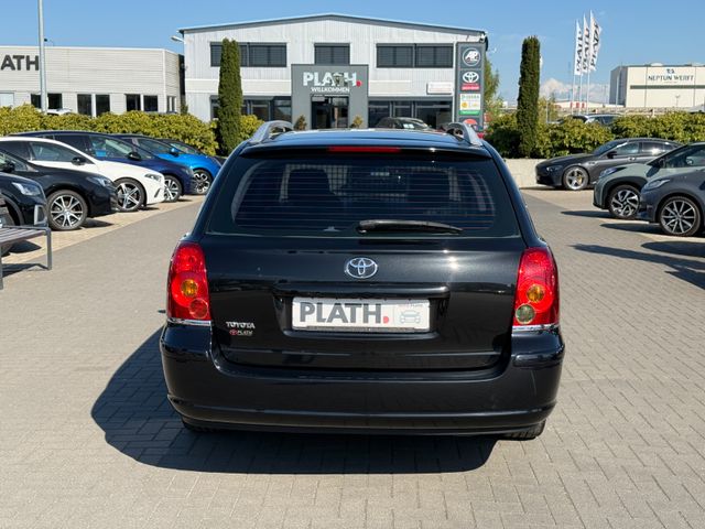 Toyota Avensis Kombi 2.0 Executive