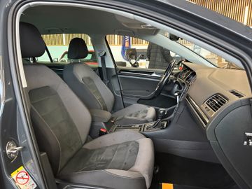 MYAUTOCENTER – Gebraucht- und Jahreswagen mit Werkstattservice in Pfaffenhofen Volkswagen Golf VII Variant Highline BMTStart-Stopp*Klima*