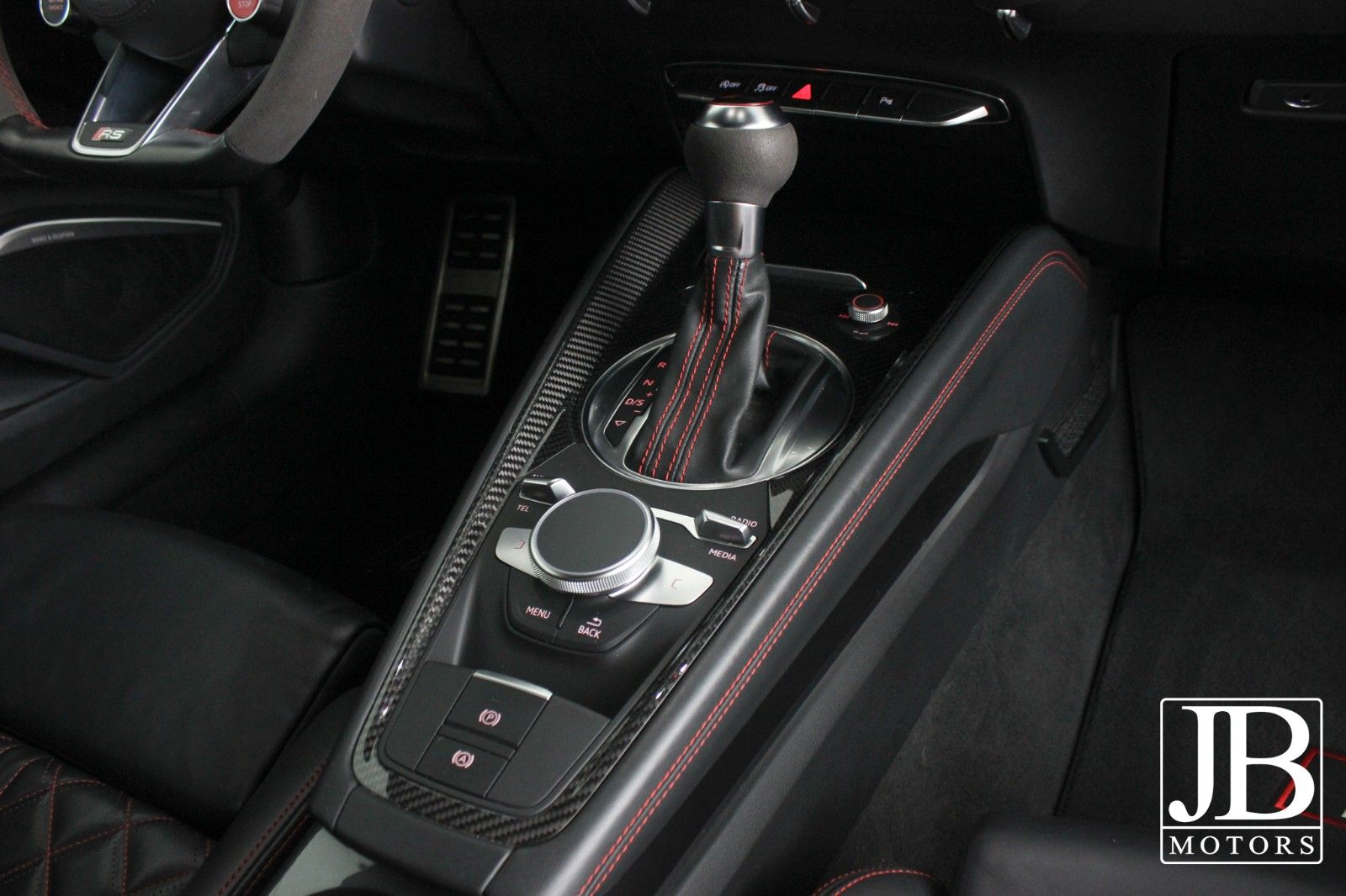 Fahrzeugabbildung Audi TT RS Coupe quattro APR B&O Kamera