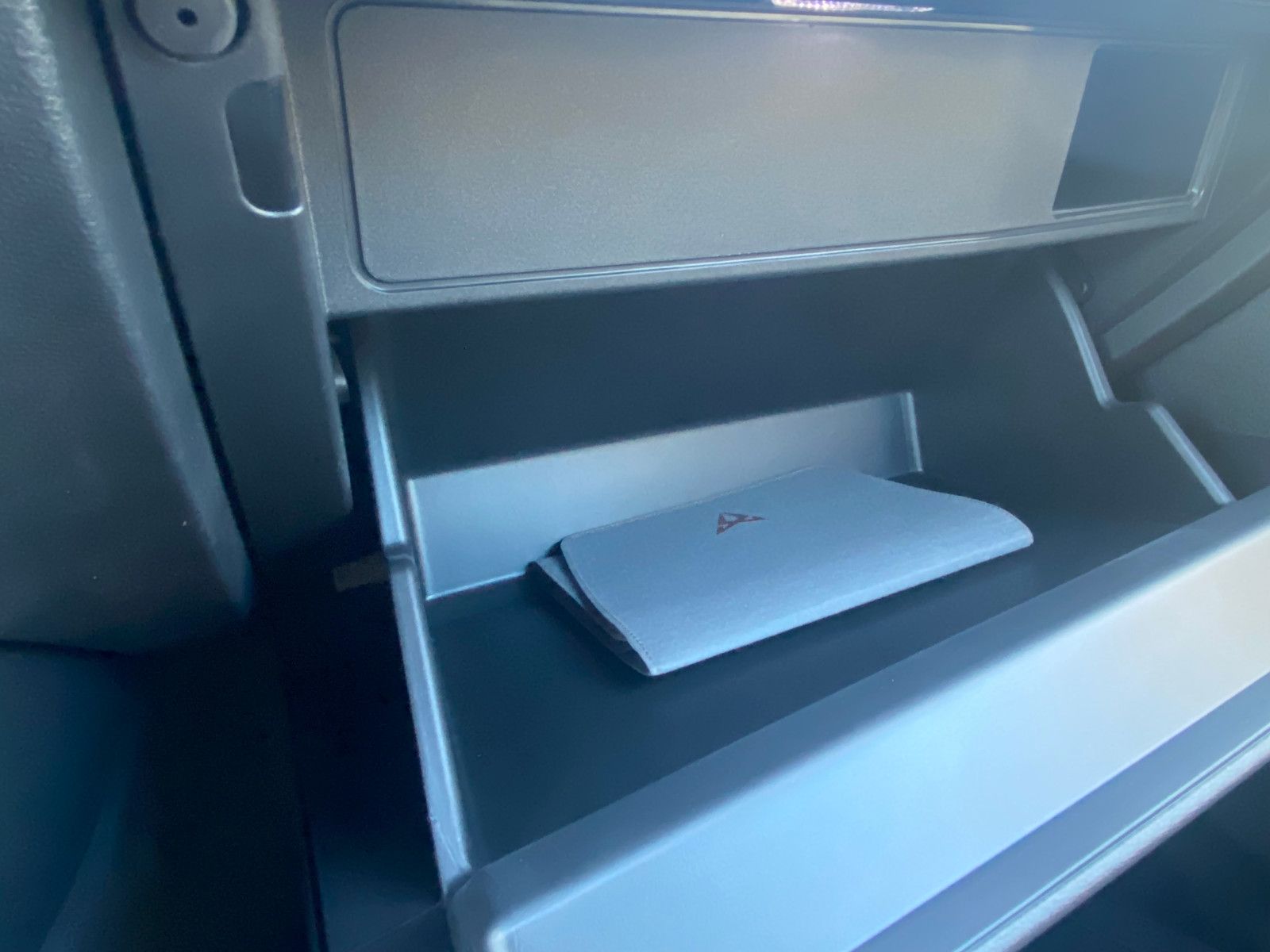 Fahrzeugabbildung CUPRA Leon Sportstourer 1.5 eTSI 110 kW DSG *AHZV-Vorb