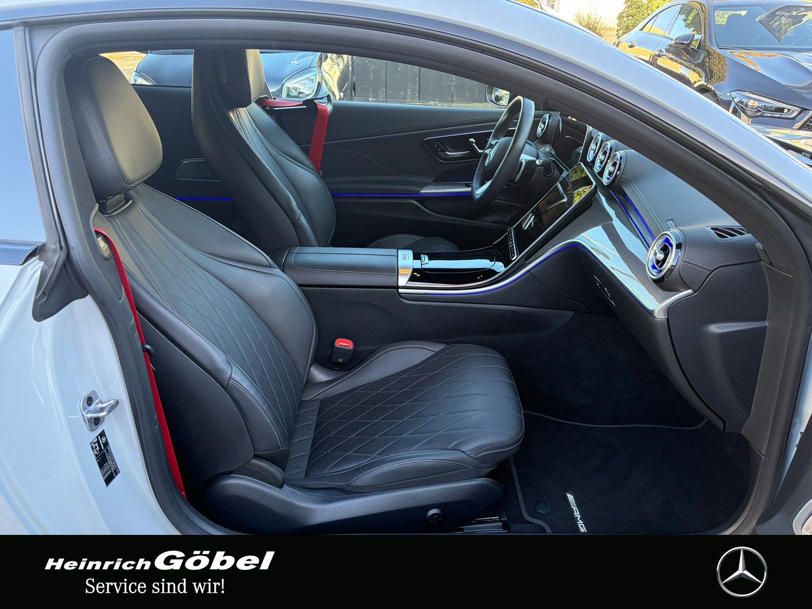 Fahrzeugabbildung Mercedes-Benz CLE 300 4M AMG*STANDHEIZ*NAPPALEDER*AHK*SITZKLIM