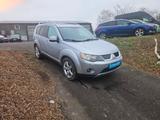 Mitsubishi Outlander 2.0     4X4 - gebrauchte Mitsubishi Outlander aus dem Jahr 2007