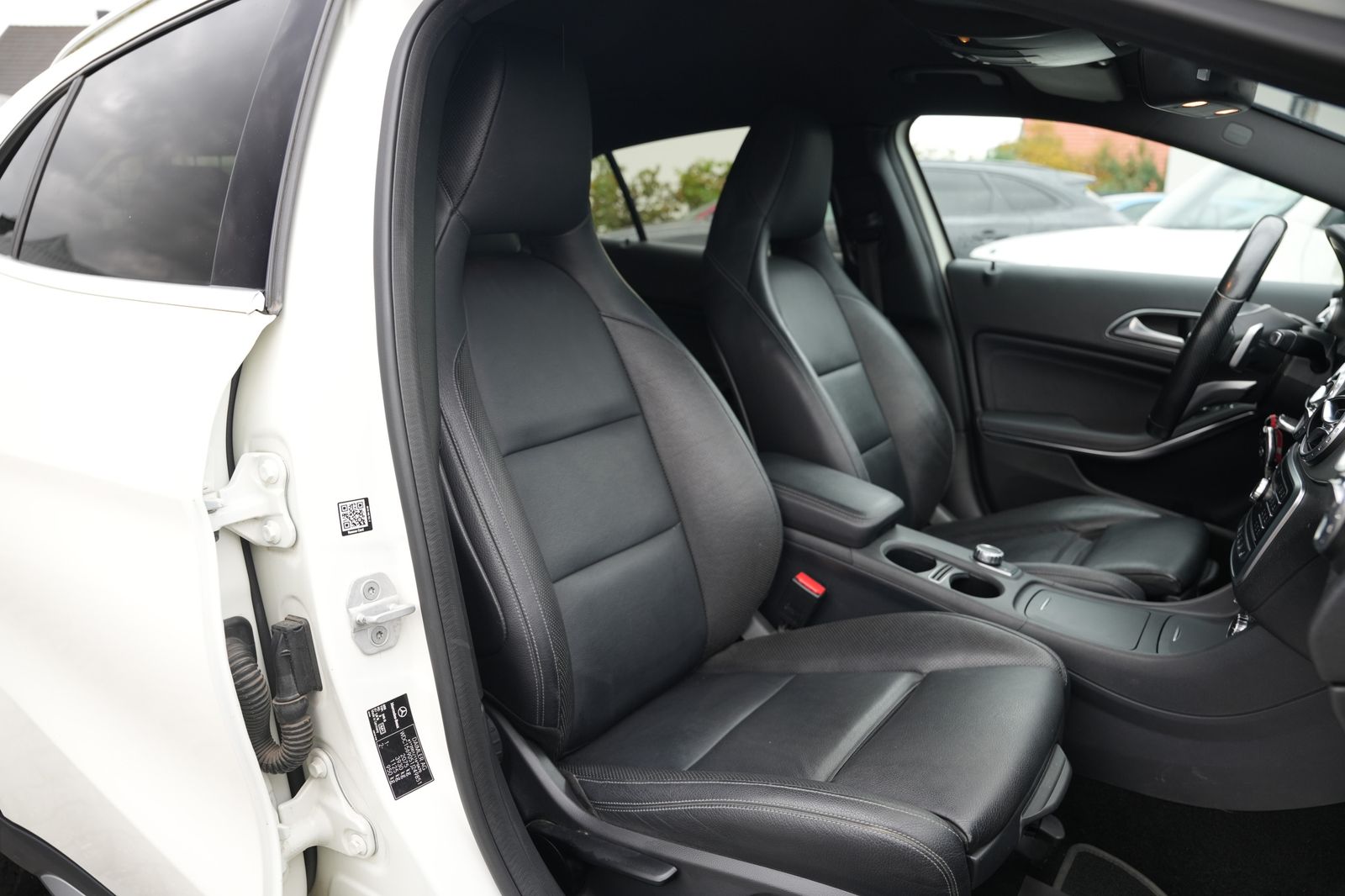 Fahrzeugabbildung Mercedes-Benz GLA 220 CDI 4Matic *AMG*SHZ*Navigation*