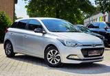 Hyundai i20 Passion Klima AHK Scheckheft Lückenlos! - Hyundai i20 mit Anhängerkupplung