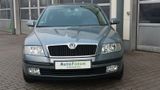 Skoda Octavia II Lim. 1,6l Ambiente  TÜV NEU ! - Skoda Octavia: Ii Ambiente