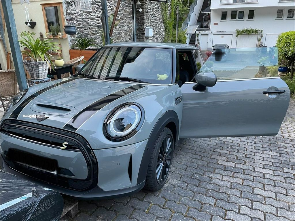 Image of MINI Cooper SE