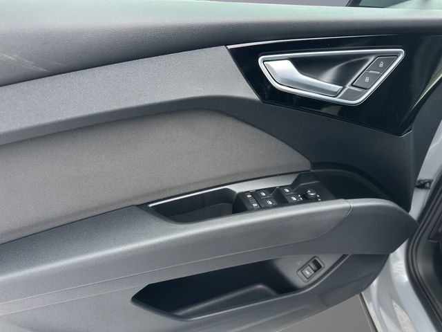 Q4 Sportback e-tron 35