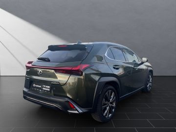 Lexus UX - 5