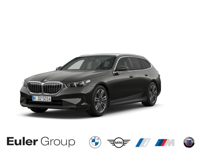 BMW 520 d xDrive Touring Sportpaket HUD AHK-klappbar