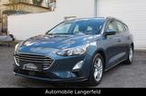 Ford Focus Turnier NAVI TEMPOMAT SPUR AHK LED - Ford Focus mit Diesel-Antrieb: Kombi
