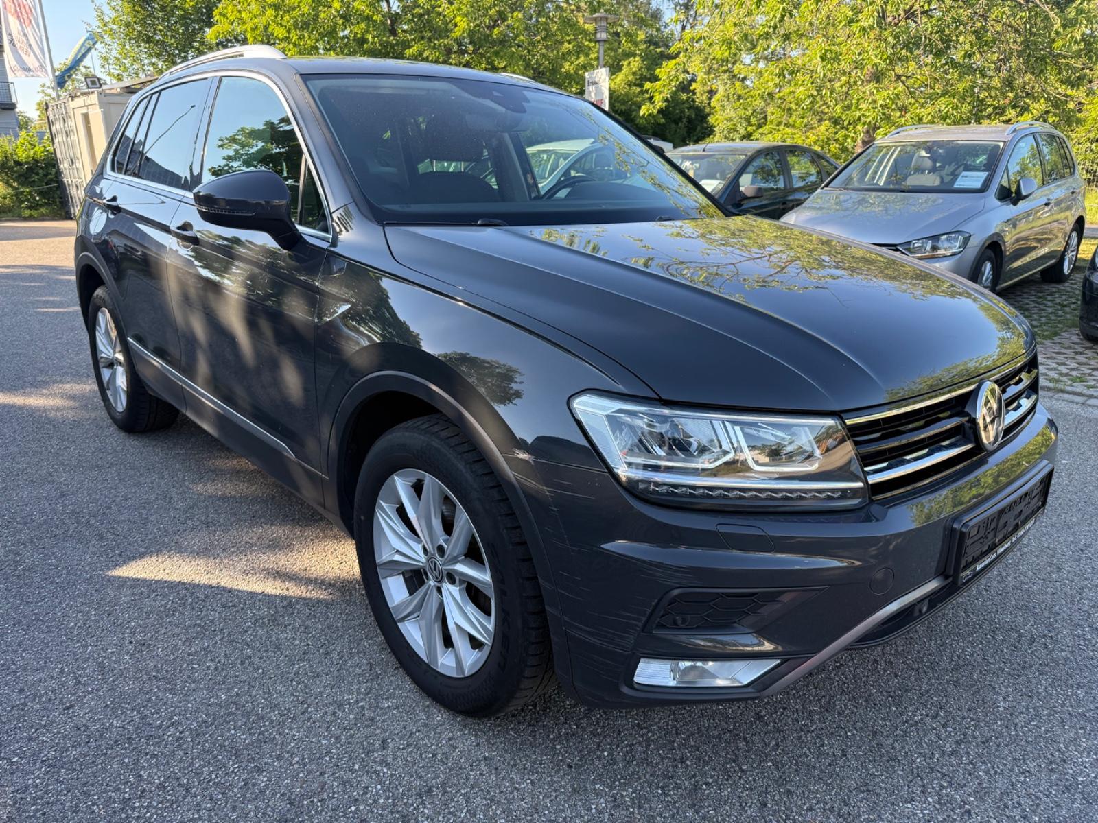 Volkswagen Tiguan Highline Offroad 4Motion, 1. Hand, HU neu