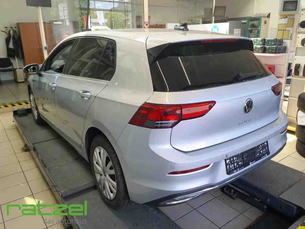 Fahrzeugabbildung Volkswagen Golf VIII Style 1.5 TSI Navi+ Digitales Cockpit