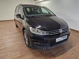 Volkswagen Touran Highline  1.5 TSI ACC Navi AHK - Volkswagen Tageszulassungen