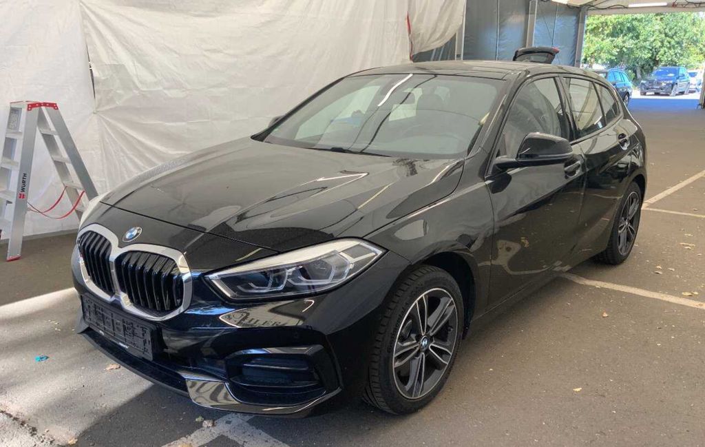 Image of BMW 120