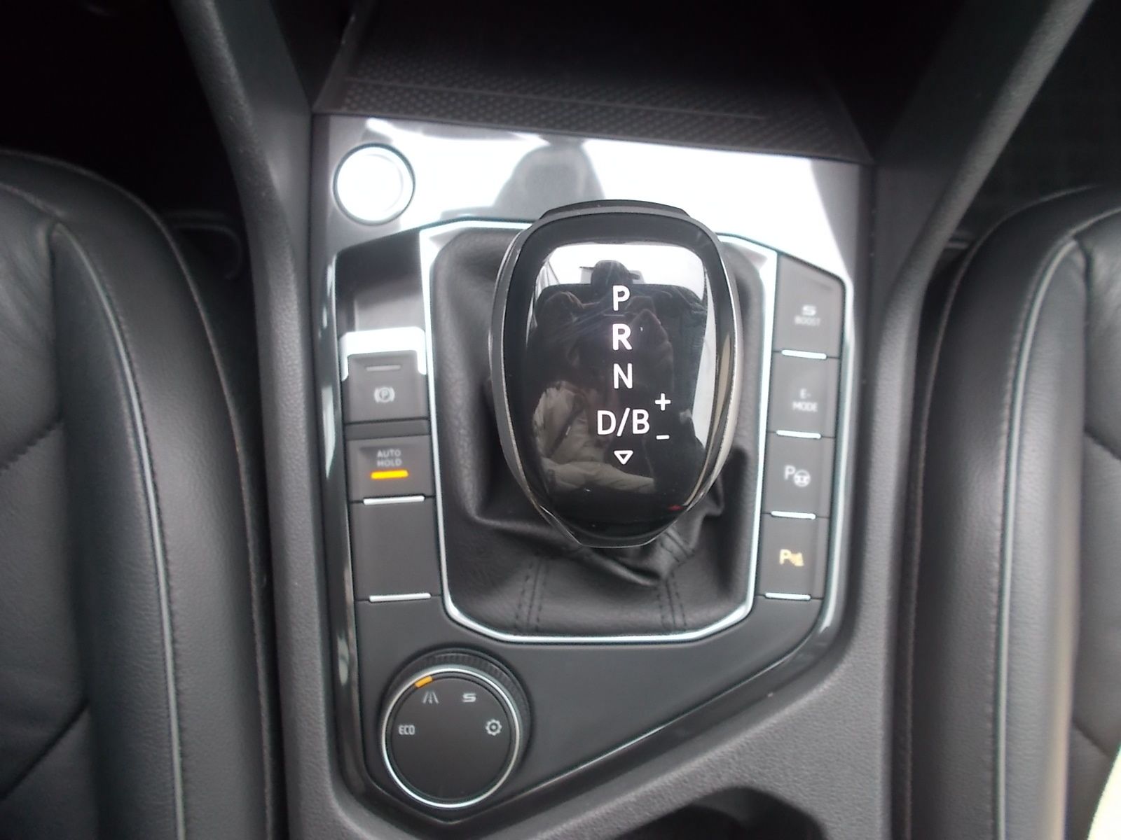 Fahrzeugabbildung SEAT Tarraco Experience 1.4 e-HYBRID