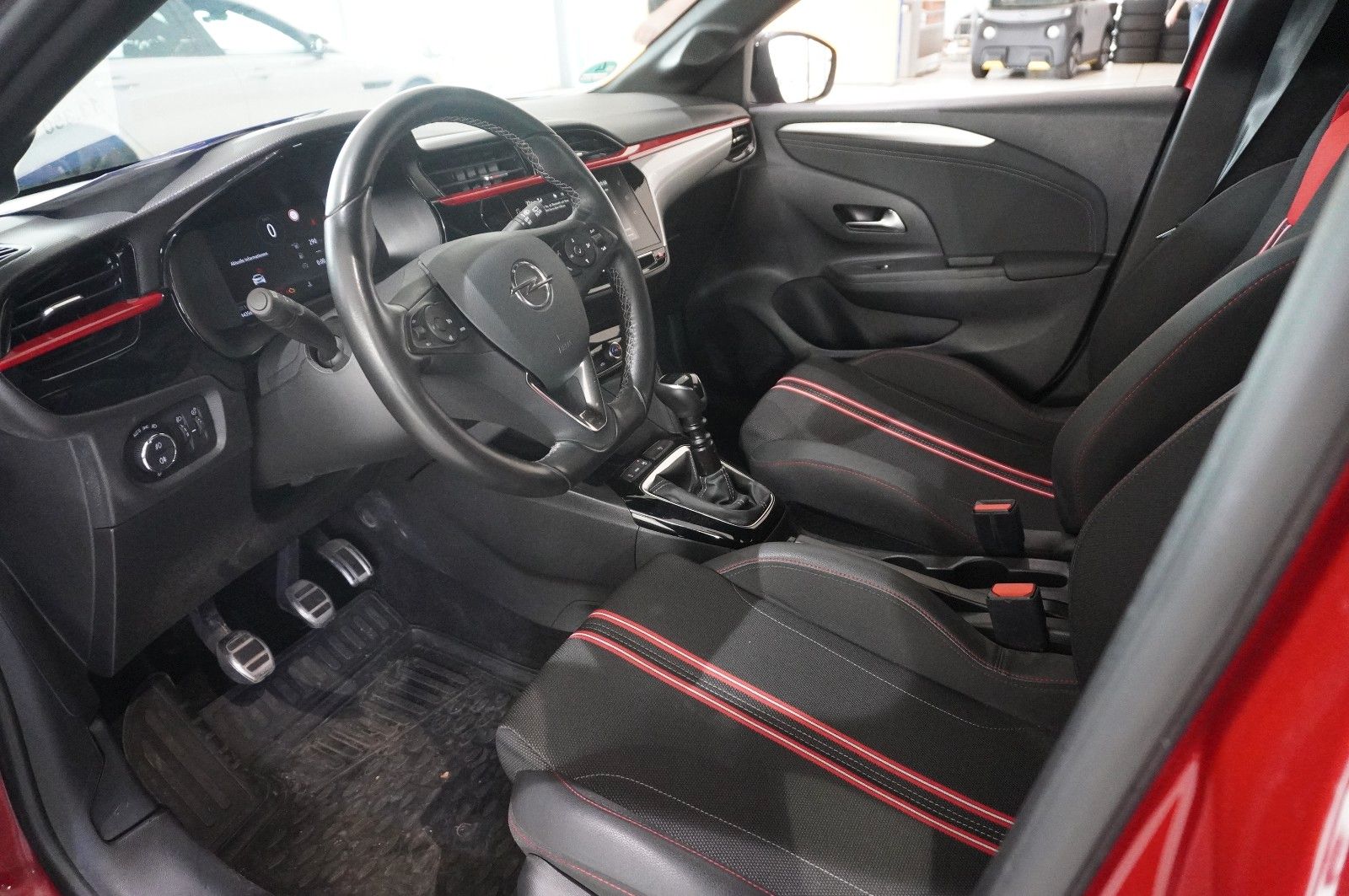 Fahrzeugabbildung Opel Corsa F 1.2T GS LINE NAVI/LED/KAMERA/VIRT./DAB+