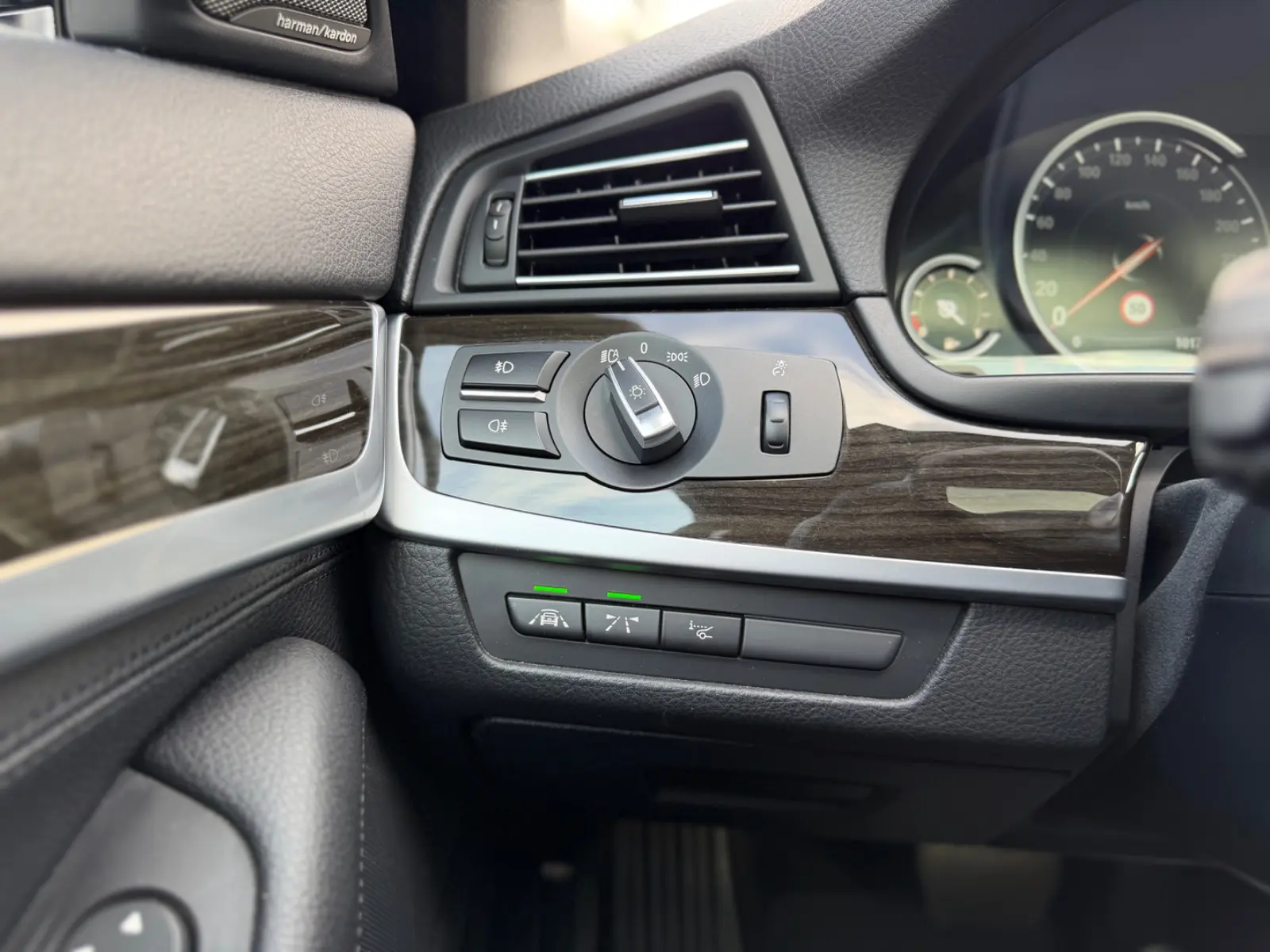 BMW 530 xDrive* H&K*HUD*PANO*LEDER*ACC*AHK*XENON*LED